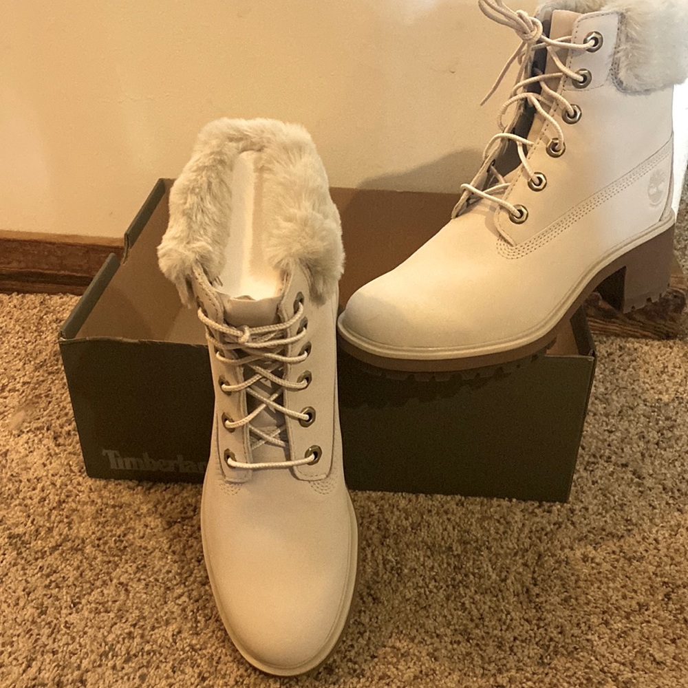 Timberland WOMEN'S KINSLEY 6-INCH WATERPROOF BOOTS
